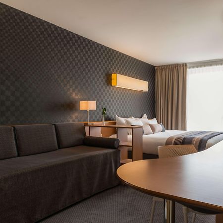 Best Western Plus Paris Saclay Room photo