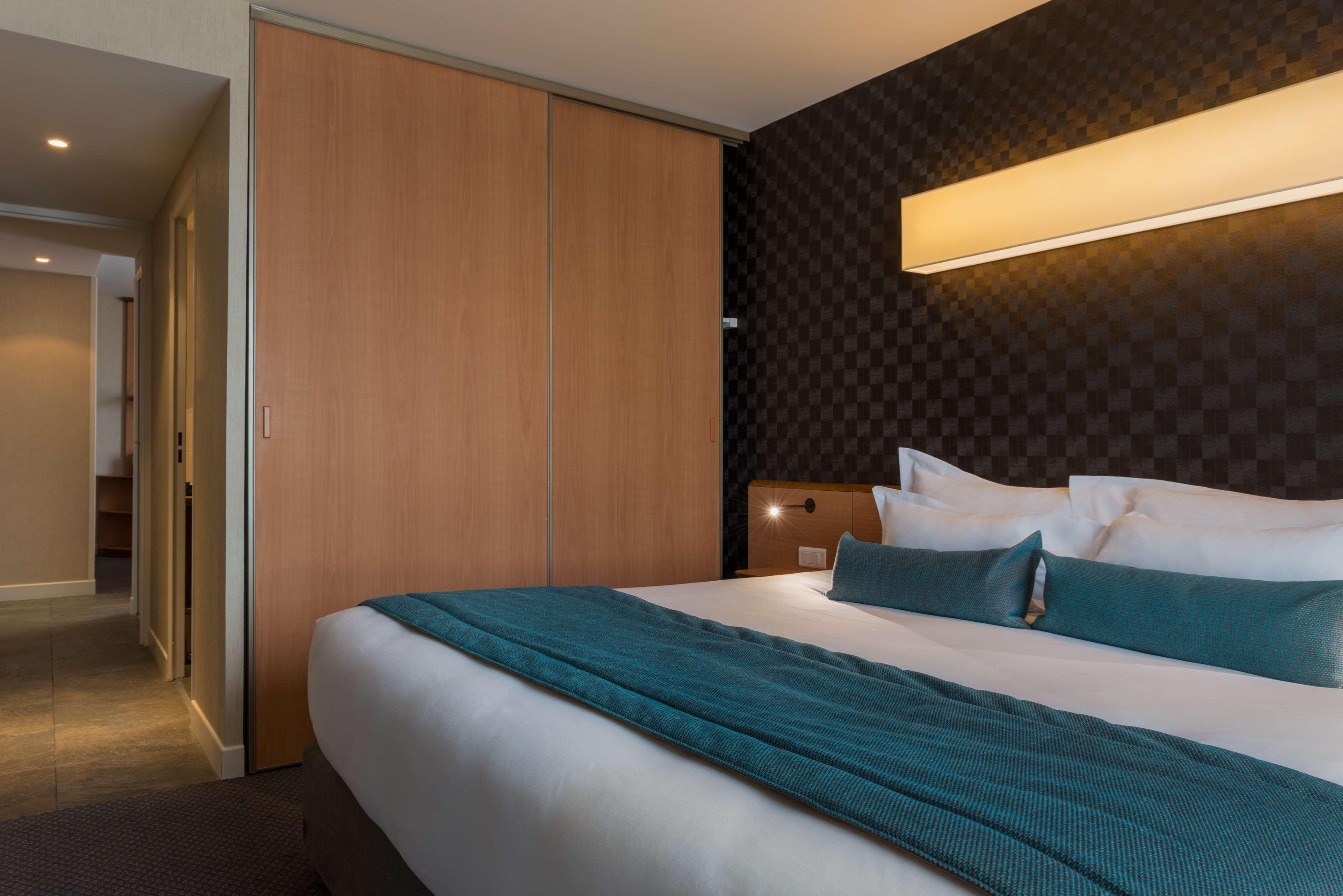 Best Western Plus Paris Saclay Room photo