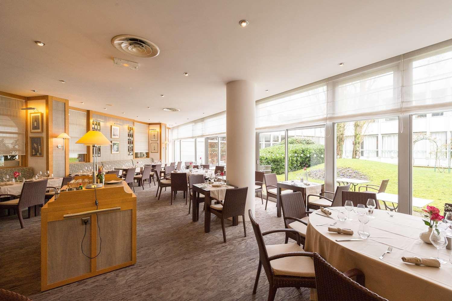 Best Western Plus Paris Saclay Exterior photo