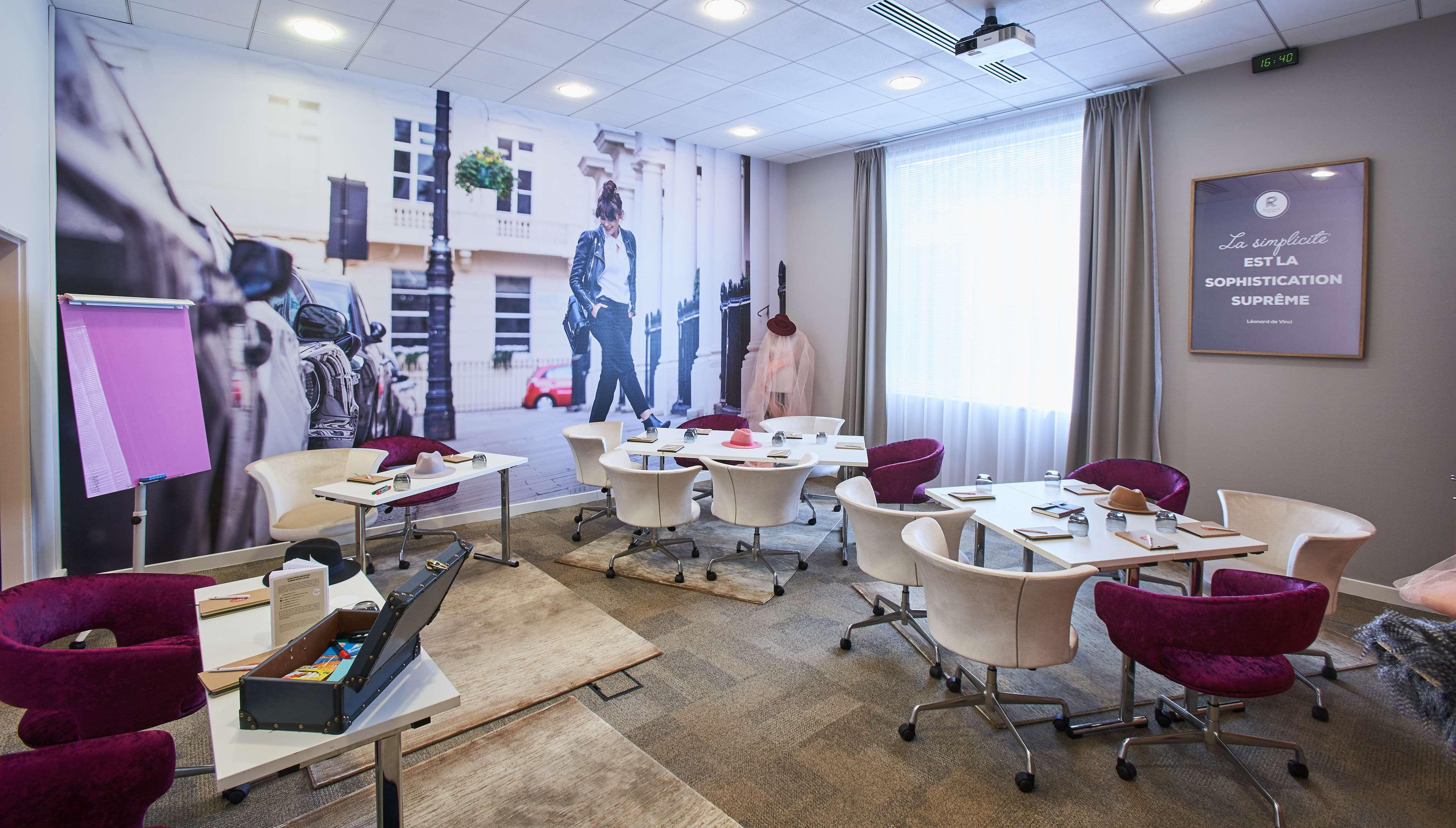 Best Western Plus Paris Saclay Exterior photo