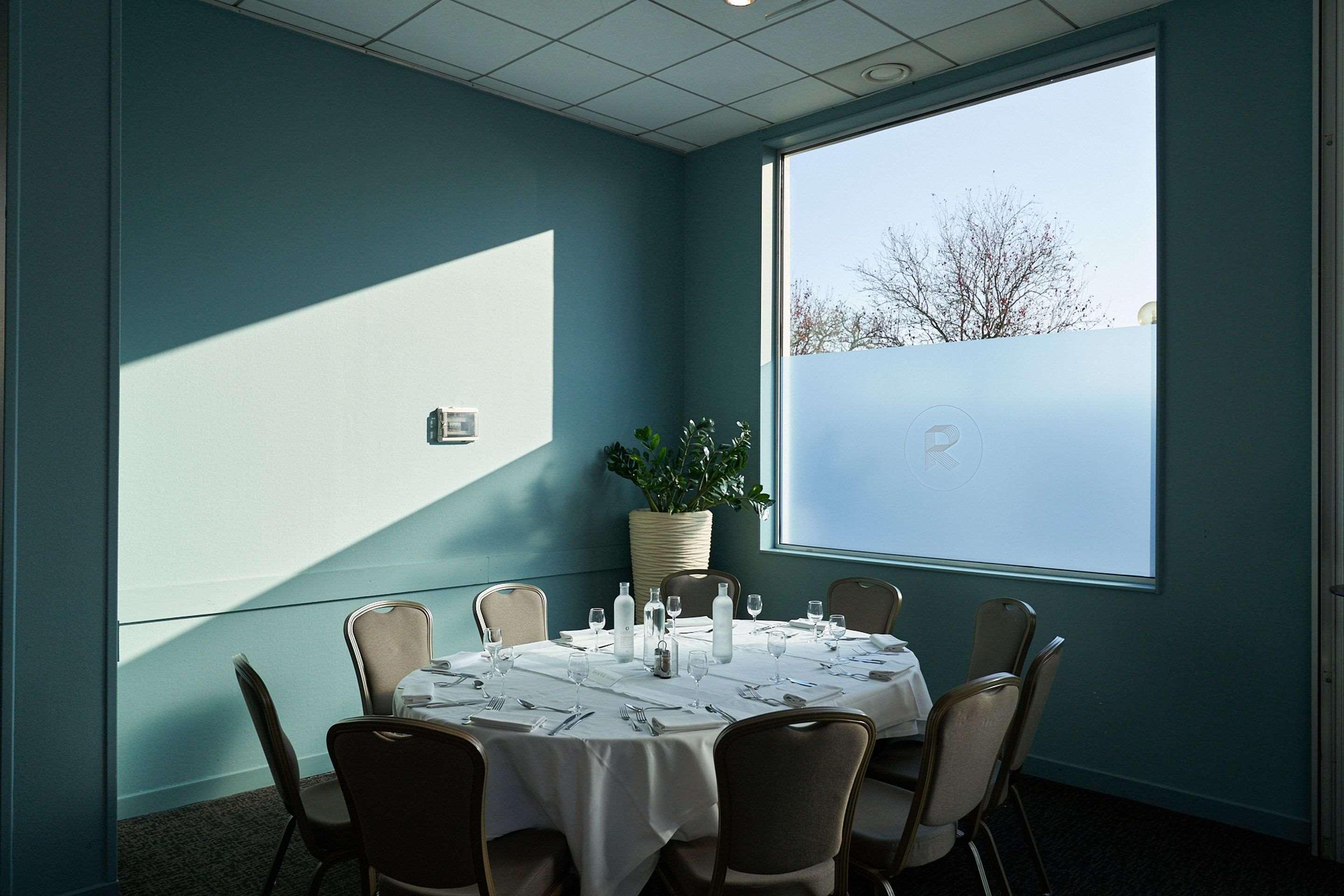 Best Western Plus Paris Saclay Exterior photo