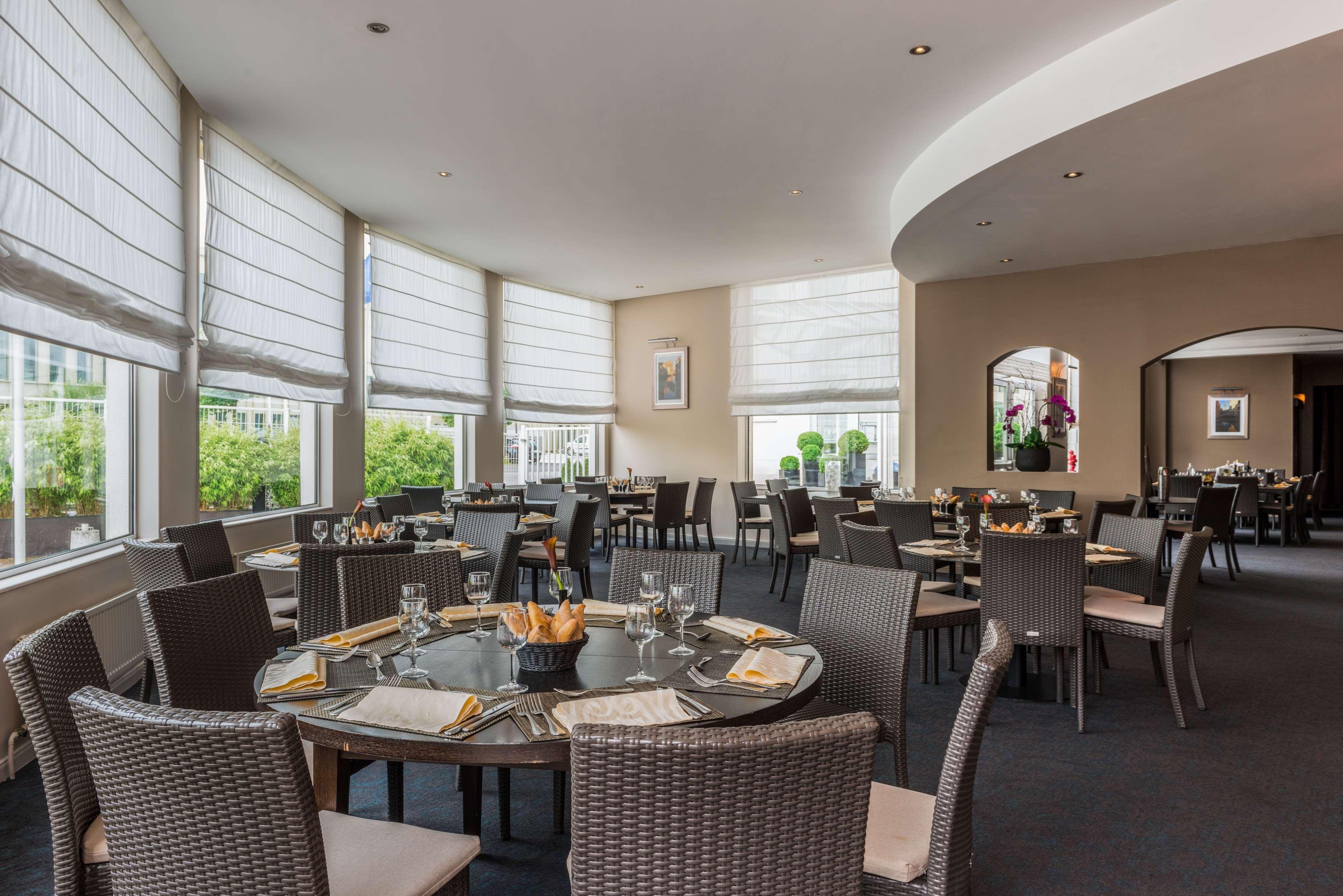 Best Western Plus Paris Saclay Exterior photo