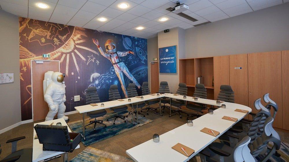 Best Western Plus Paris Saclay Exterior photo
